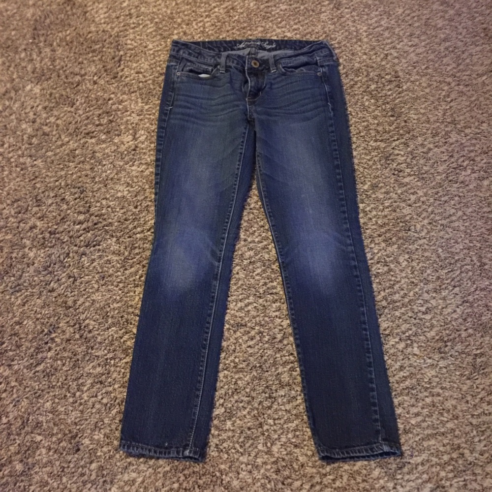 American Eagle stretch skinny size 4 short